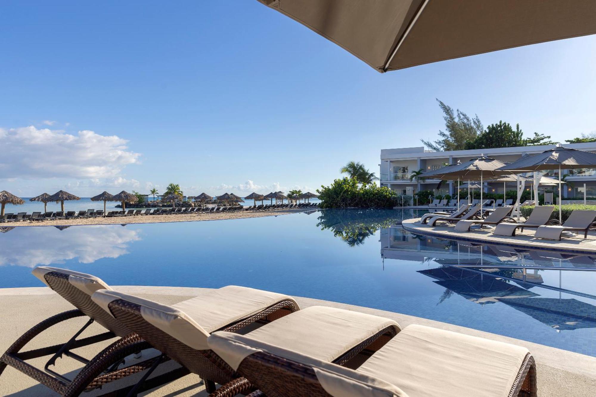 Hideaway At Royalton Blue Waters, An Autograph Collection All-Inclusive Resort - Adults Only Falmouth Esterno foto