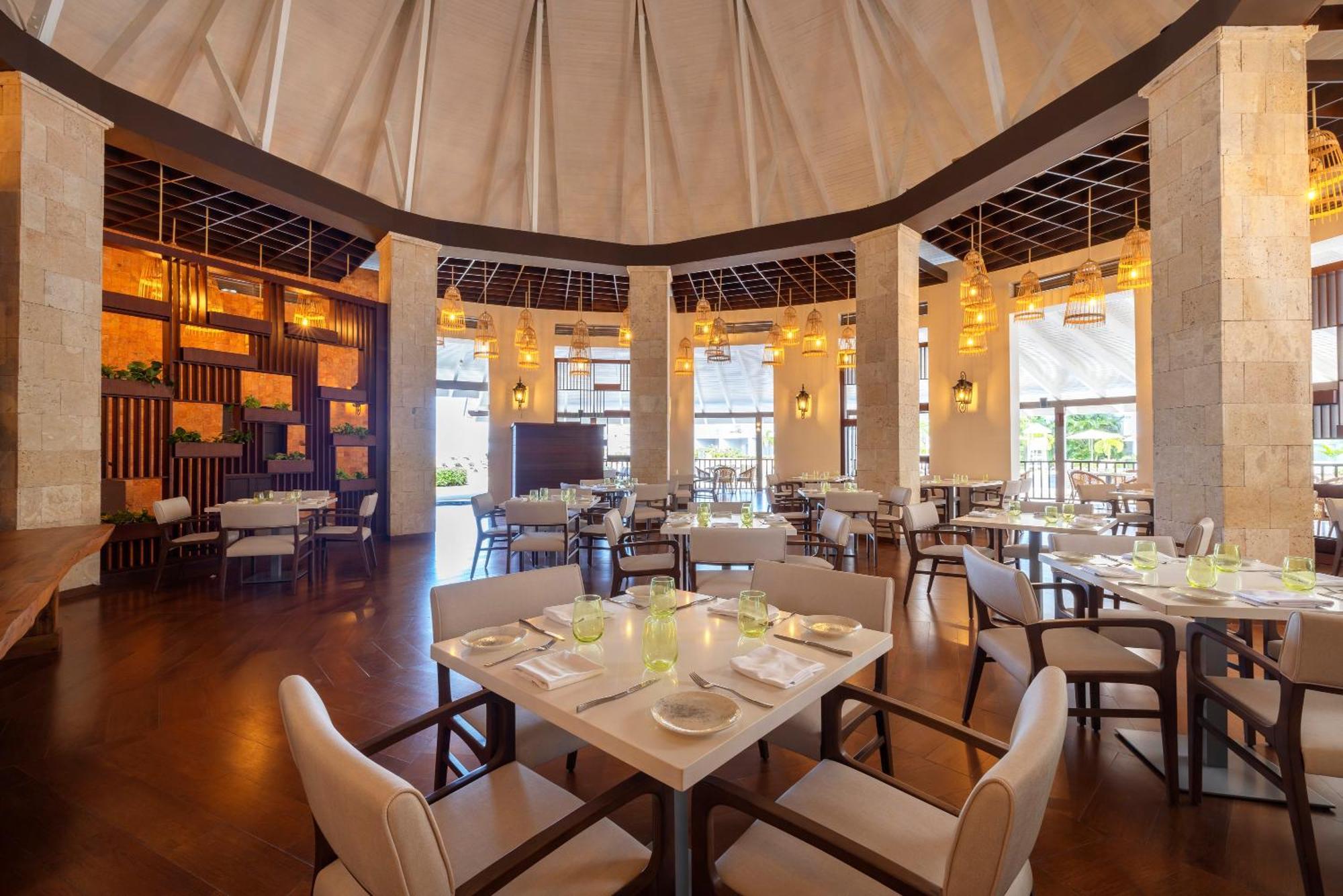 Hideaway At Royalton Blue Waters, An Autograph Collection All-Inclusive Resort - Adults Only Falmouth Esterno foto