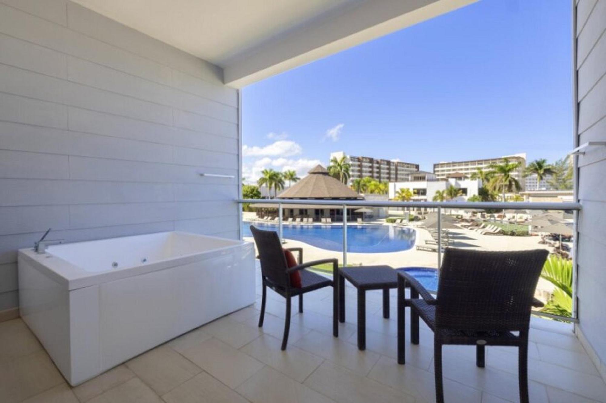 Hideaway At Royalton Blue Waters, An Autograph Collection All-Inclusive Resort - Adults Only Falmouth Esterno foto